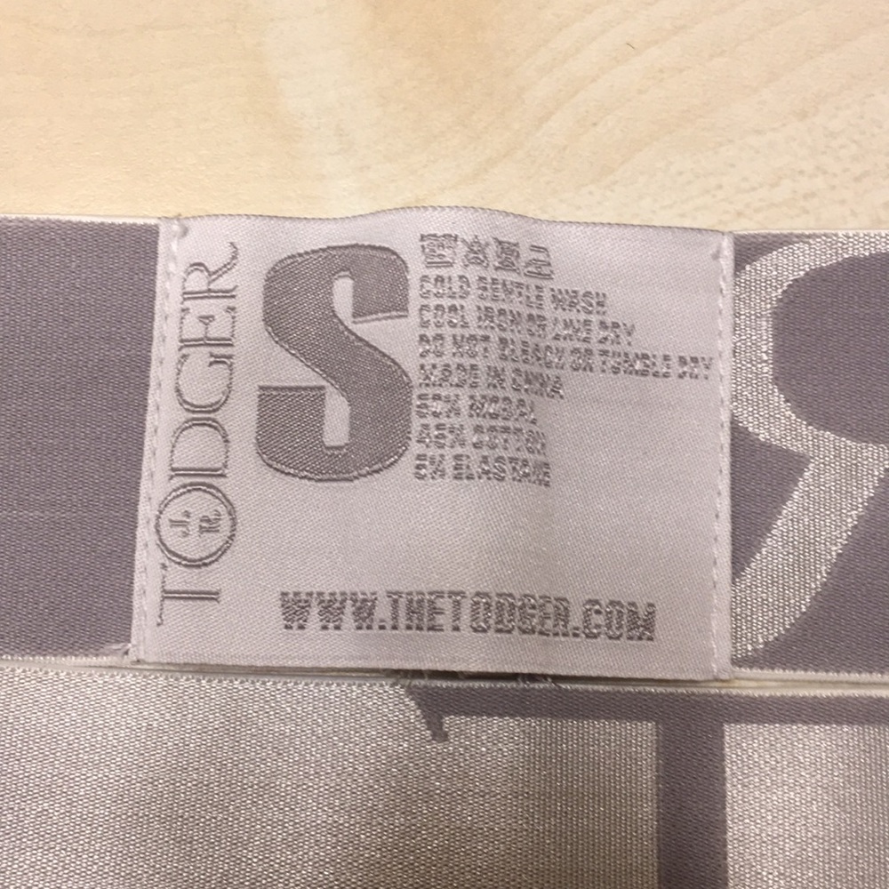 TODGER - (S) Jockstrap. White with 1" Silver Band - Picture 5 of 6